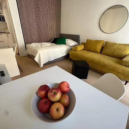 아파트 Haas Art With Parking, Bakery, Free Fitness